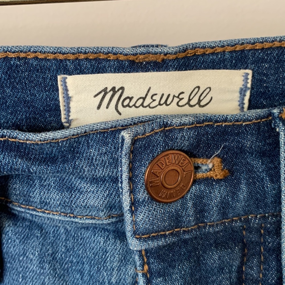 Madewell High Rise Mid Length Denim Shorts in Erwin Wash size 25 - Picture 5 of 11